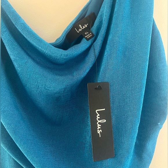 Semi Formal Dress - Picture 2 of 6